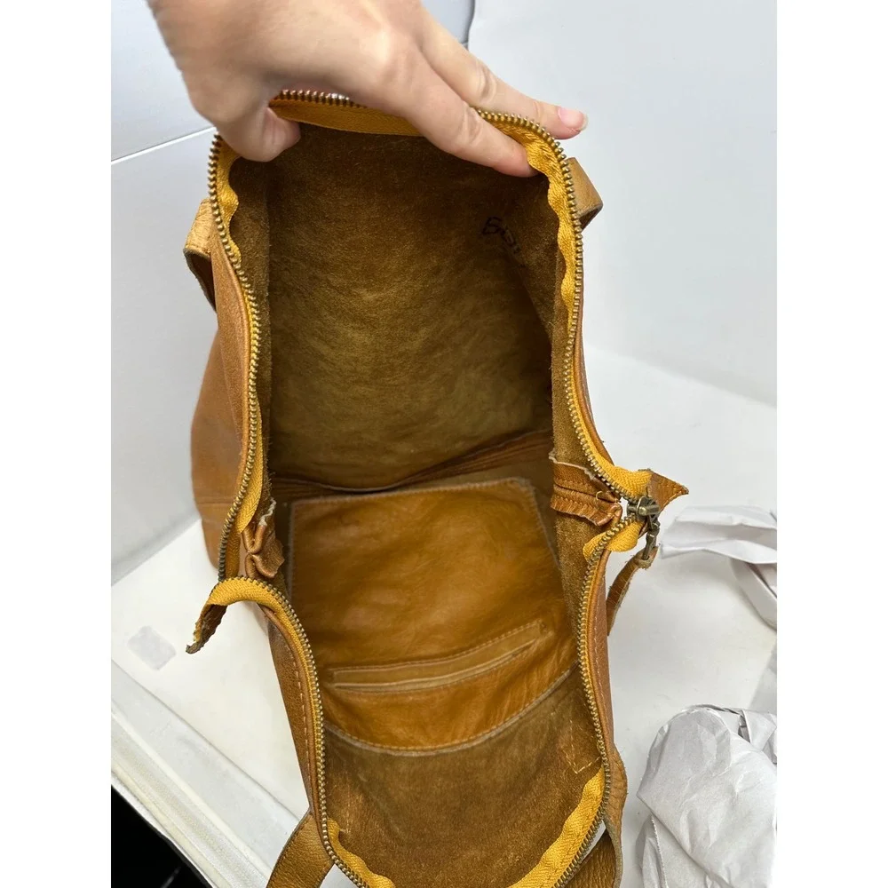 Rowdy Softened Unlined Leather Tote in Cedar